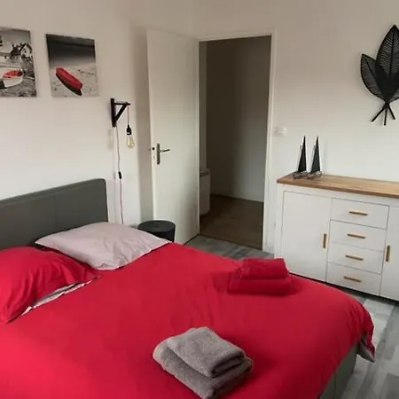 Leclerc 217 Apartment